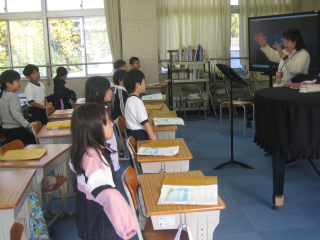 1年音楽授業の写真
