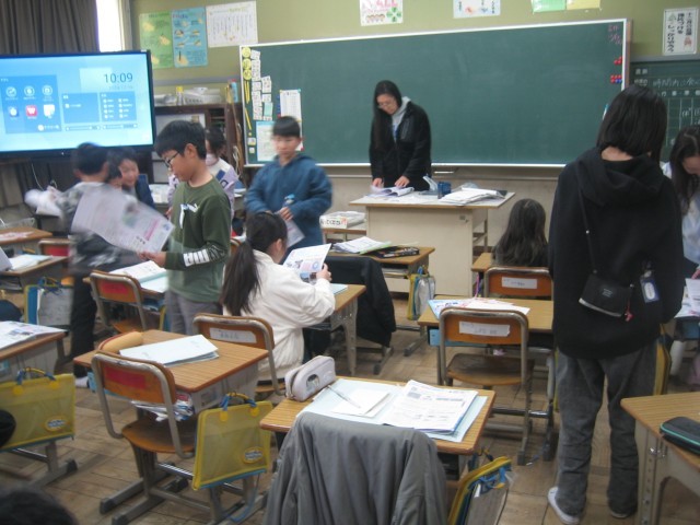 4年生テスト返しの写真