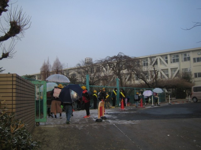 朝のあいさつ運動の写真