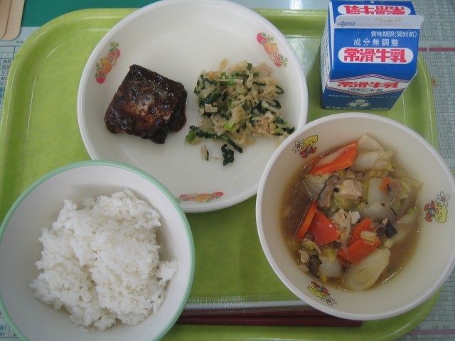 給食の写真