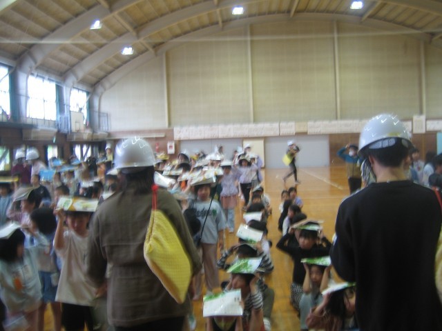 地震避難訓練