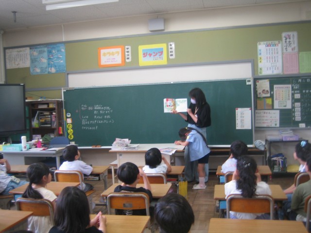 2年1組読み聞かせ