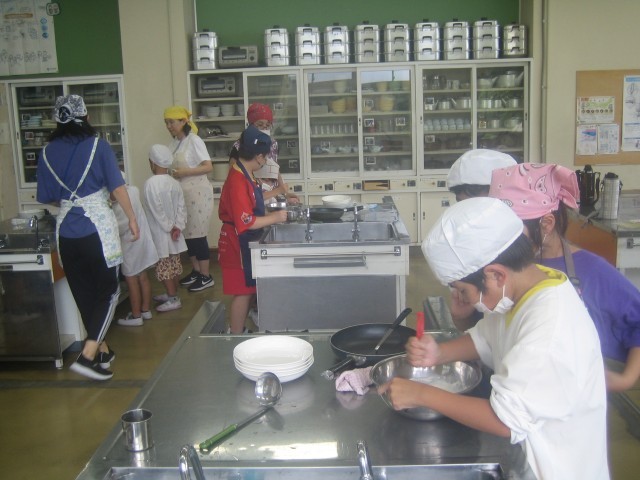 あすなろ学級パンケーキ作り