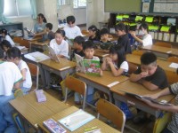 １年６年ペア読み聞かせ１