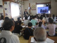 藤井神社での説明