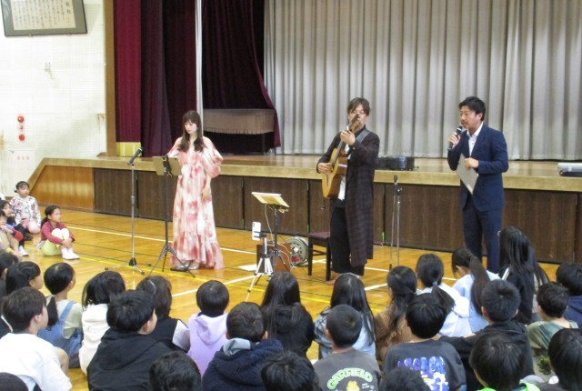 訪問ミニコンサート１