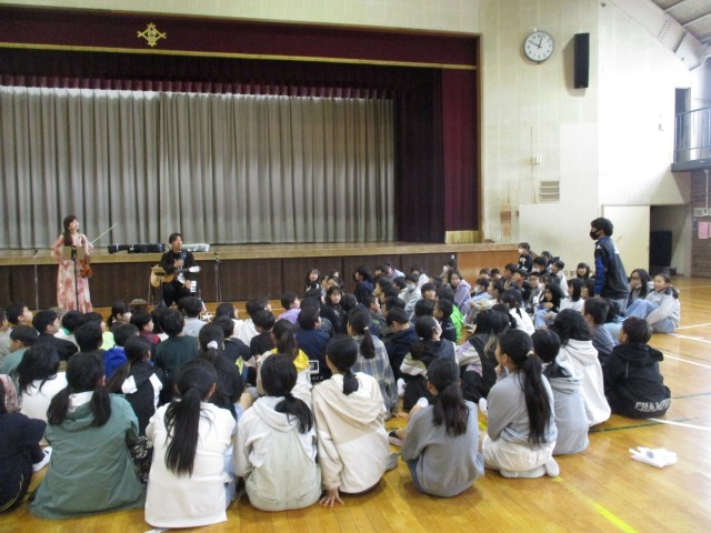 訪問ミニコンサート３