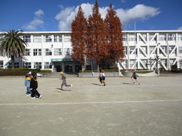 かけ足運動２・4年