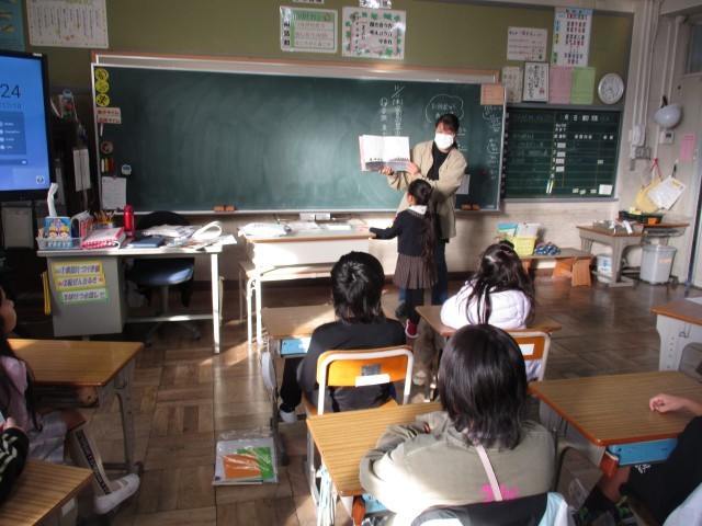 3年1組読み聞かせ