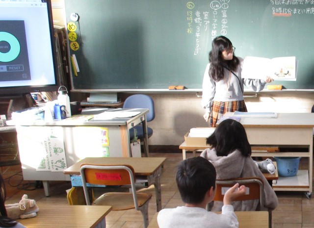 3年2組読み聞かせ