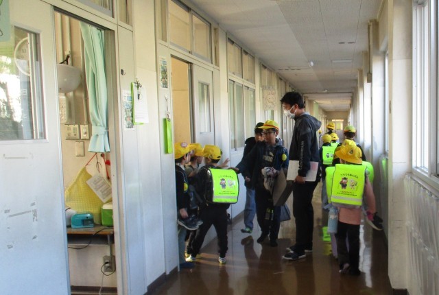 通学団会お迎え