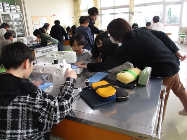 5年生のミシン実習２