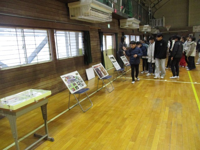 6年薬物乱用防止教室パネル