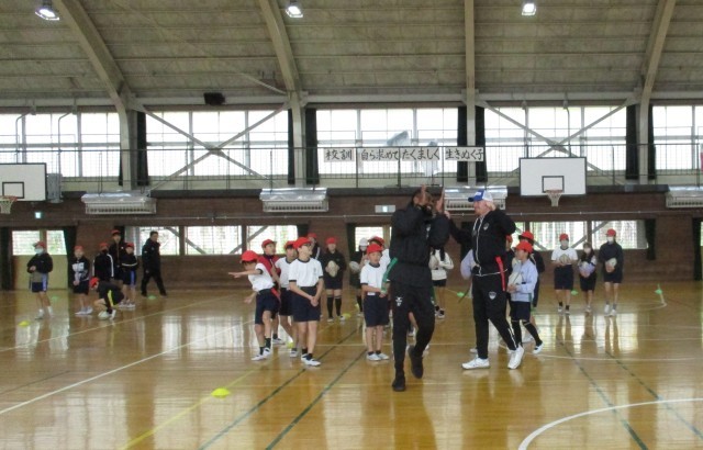 5年生　タグラグビー１