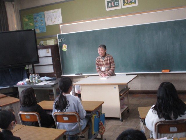 4年2組読み聞かせ