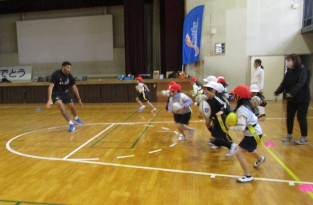 タグラグビー出前授業1年１