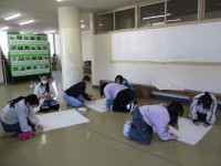 扇風機カバーの布を切る