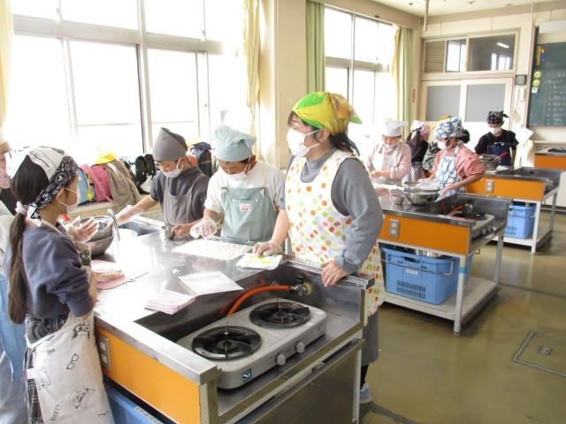 3年2組白玉団子２