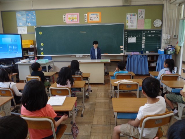 ２年１組読み聞かせ