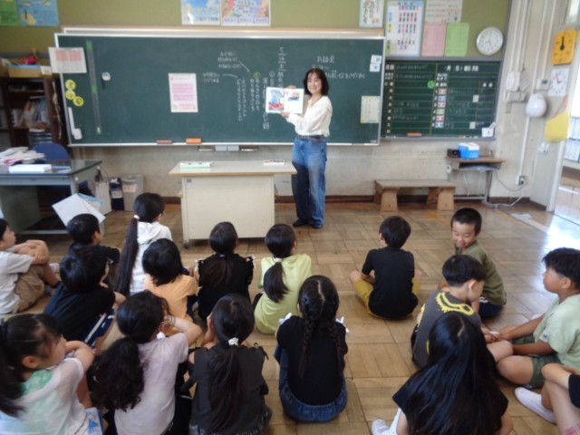3年2組読み聞かせ