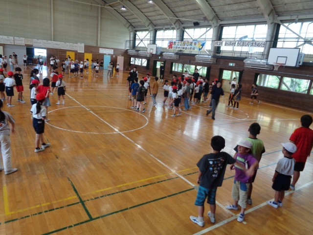 ２年と４年の交流会３