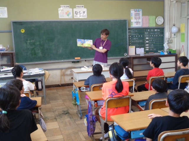 4年1組読み聞かせ