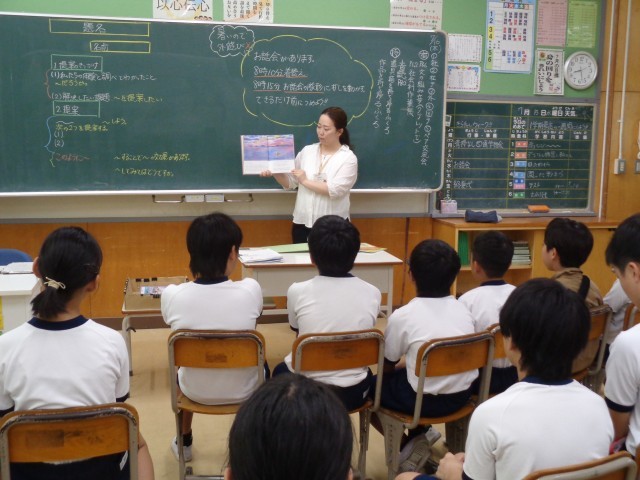 ６年３組読み聞かせ