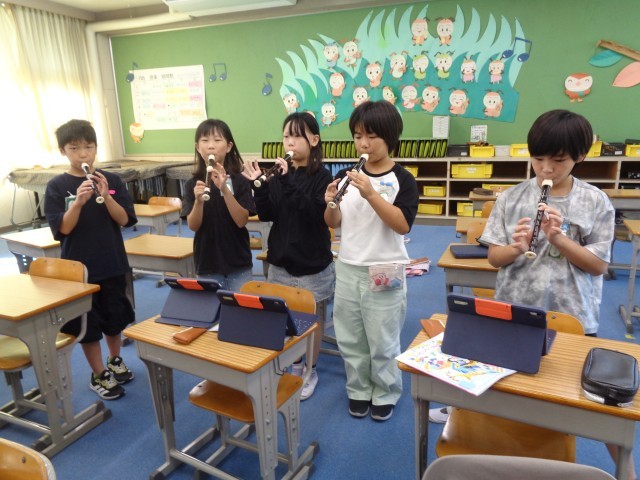 ４年音楽　リコーダー