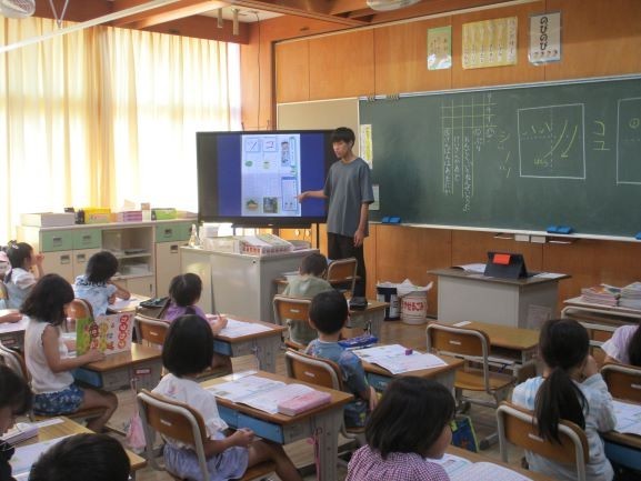 2024年9月３日　1年２組　国語　カタカナ　電子黒板