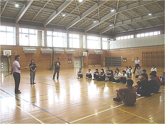 2024年9月3日　不審者対応訓練　さすまたの使い方