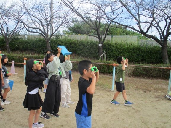 2024年10月24日　3年4組　理科　太陽と地面　太陽の観察１