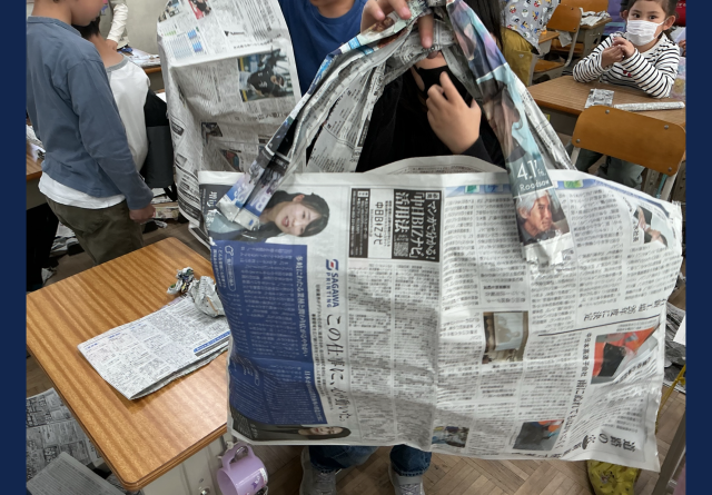 新聞紙のカバン
